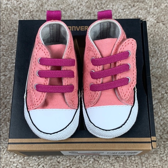 converse baby pink shoes